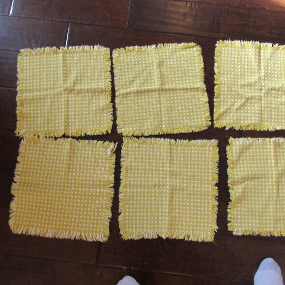 Cloth Fabric Napkins Set of 8 10 inches Yellow White Checker Fringe Vintage Good - Picture 5 of 13